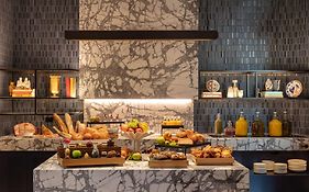 Next Hotel Melbourne, Curio Collection By Hilton